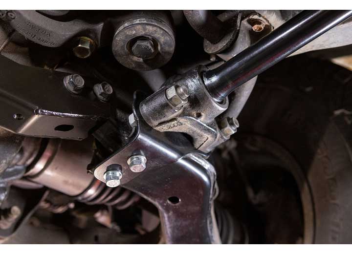 Lower Control Arm Reinforcement Brackets for 98-07 Toyota Land Cruiser & LX470