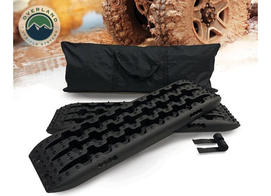 Versatile Black Recovery Ramp with Convenient Pull Strap and Storage Bag